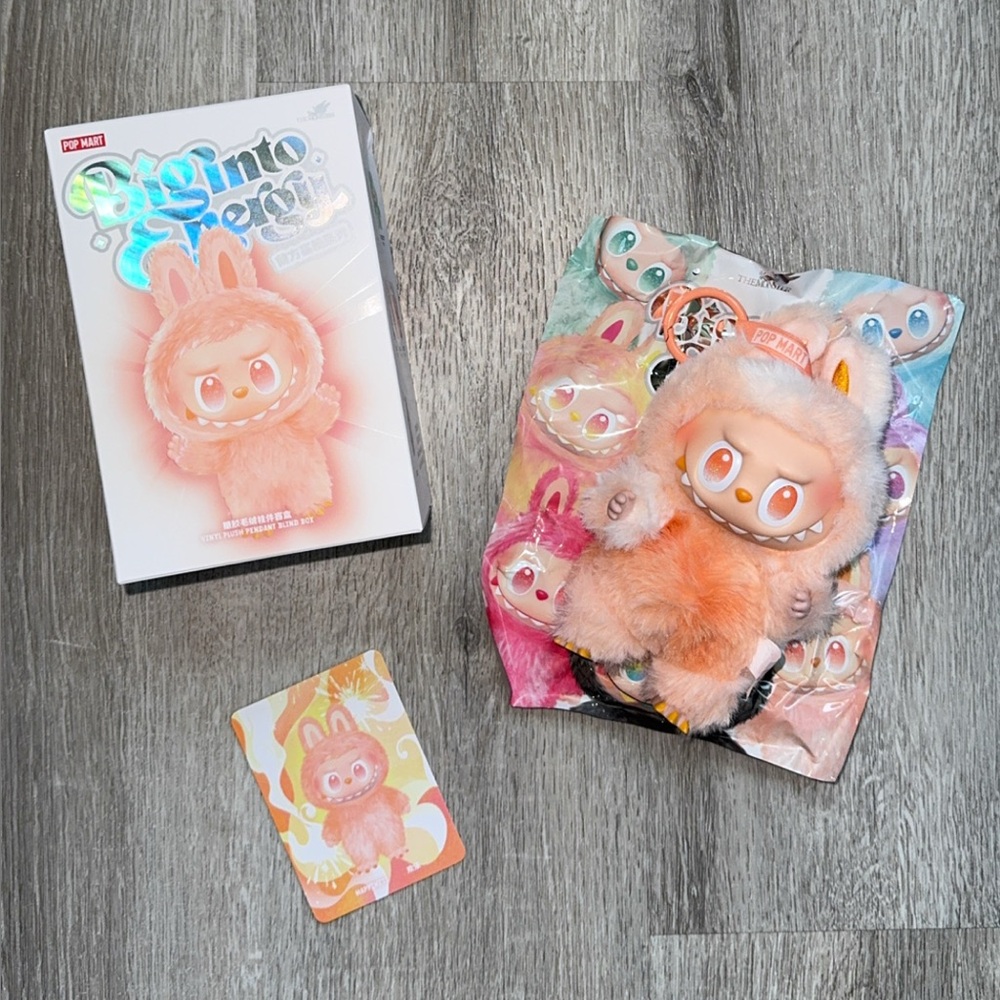 Pop Mart The Monsters Authentic Big Into Energy Vinyl Plush Pendant HAPPINESS
